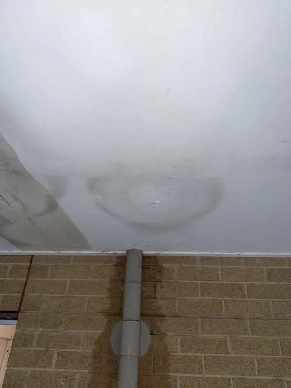 Signs of Water Damage to Look for When Buying a House